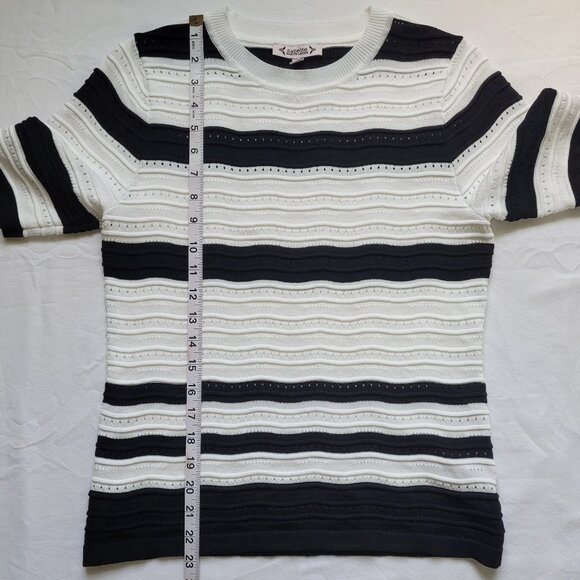 Nanette Lepore Short Sleeve White & Black Striped Sweater Womens Size Small - Picture 7 of 10